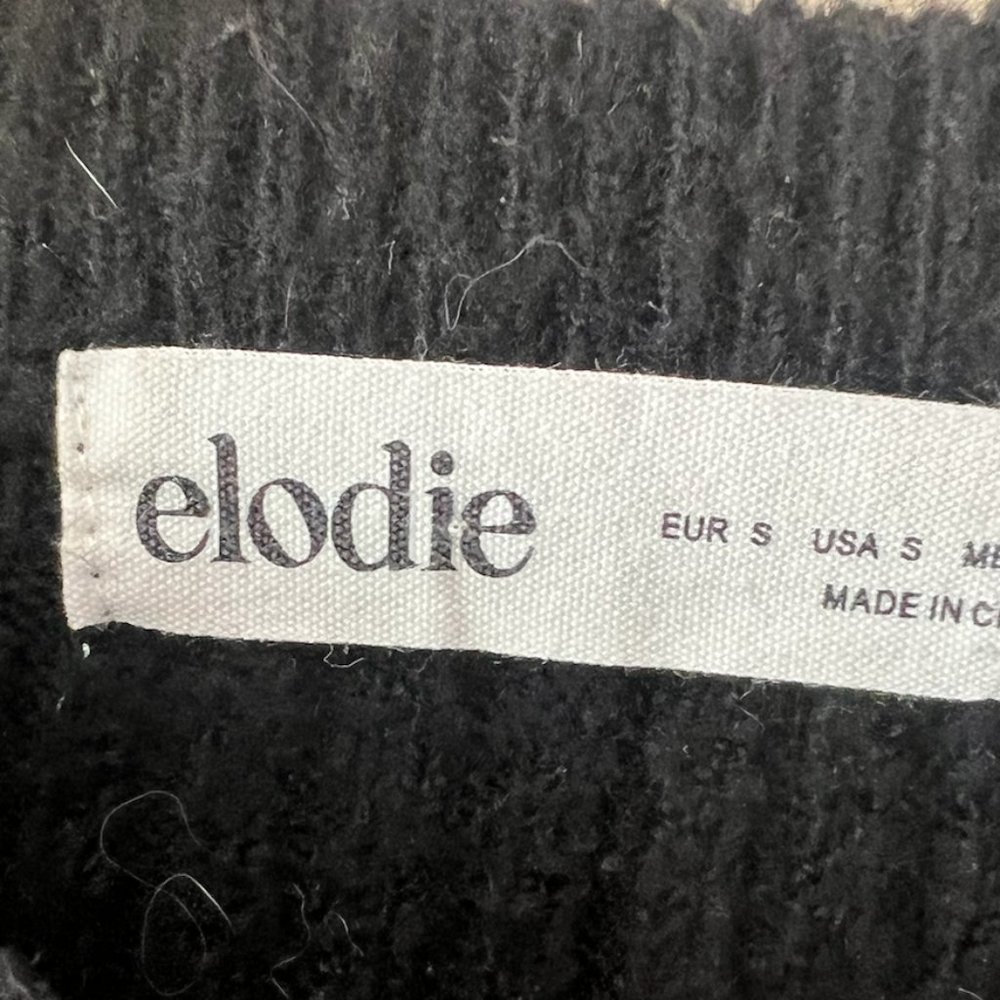 Black Sweater - Picture 2 of 2